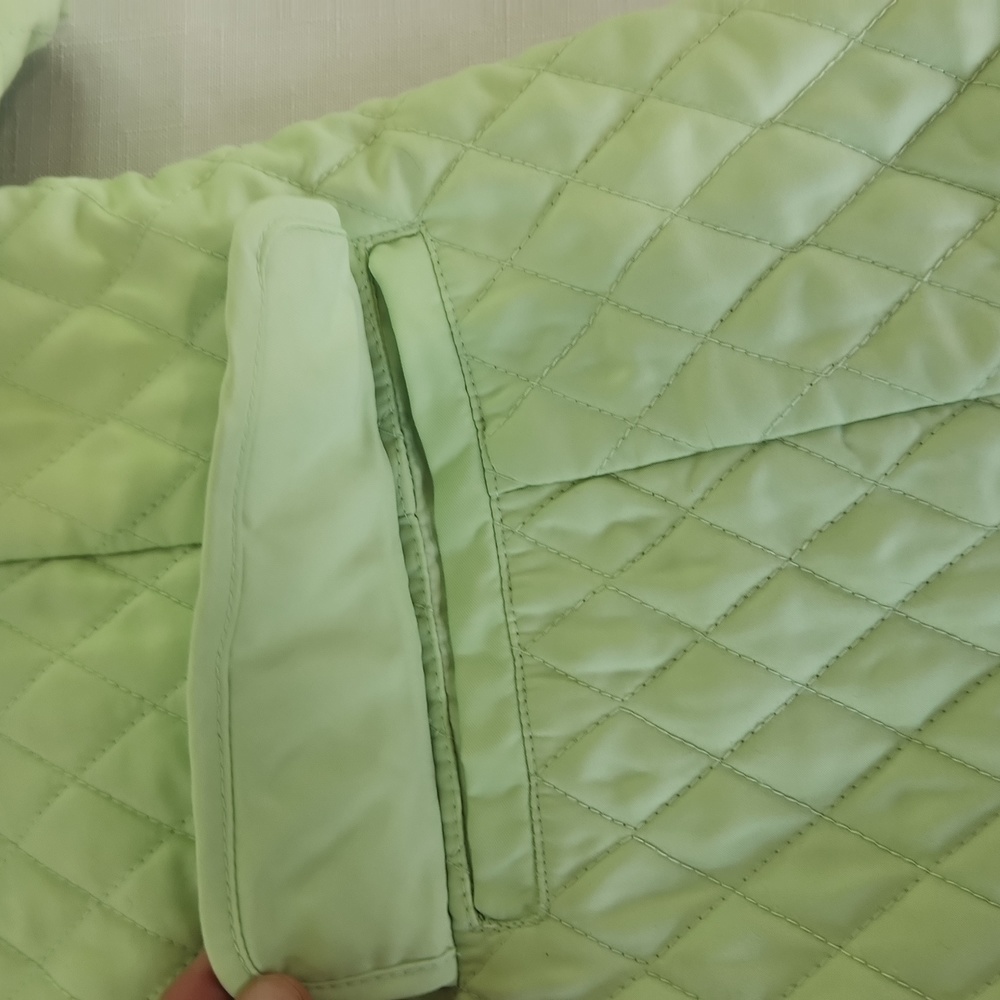 Ann Taylor Loft  Light Lime Green Quilted Jacket. Size 12 - Picture 5 of 9